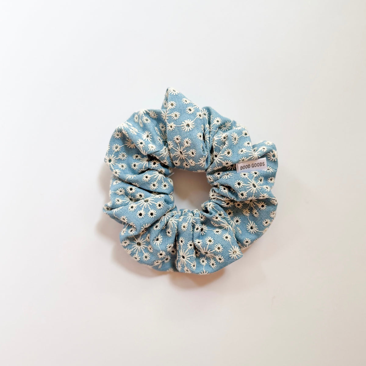 Dahlia Scrunchie